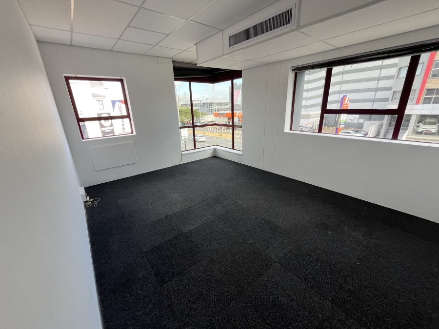 To Let commercial Property for Rent in Bo Oakdale Western Cape